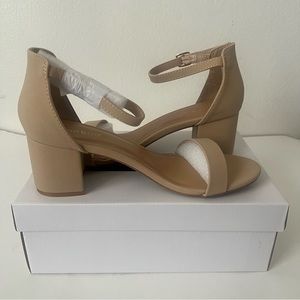 Bamboo ladies open toes shoes nude size 8 1/2